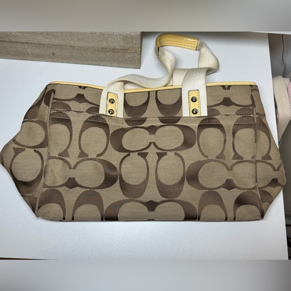 Coach Brown and Yellow Signature Daisy Tote - D1193-F14878 - Picture 6 of 8